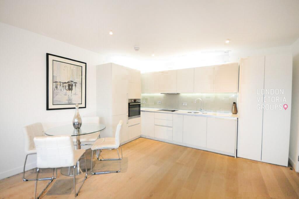 Flat Tudway Road in Greater London