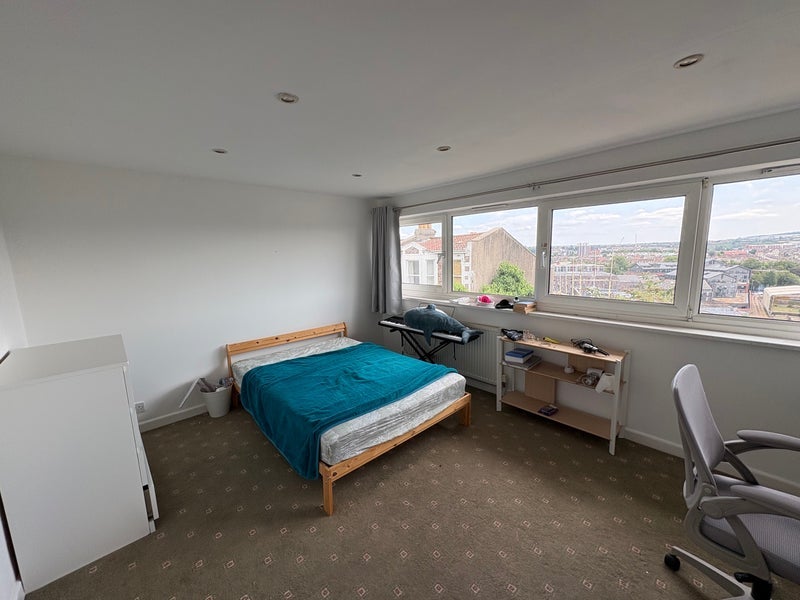Room Southernhay Avenue in Bristol