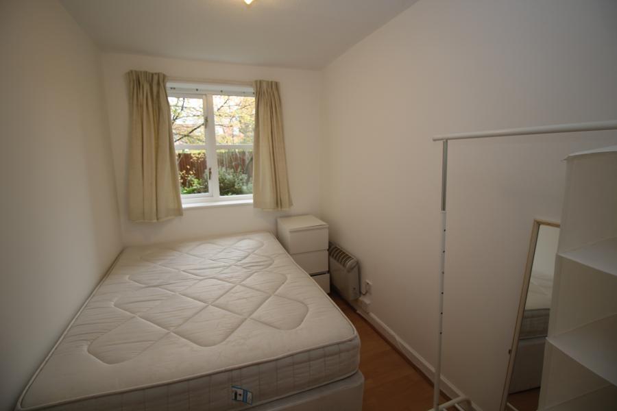 Flat Georgette Drive in Salford