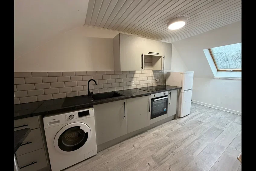 Flat School Wynd in Paisley