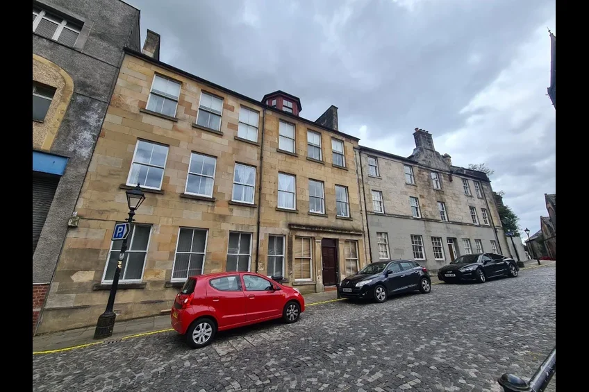 Flat School Wynd in Paisley