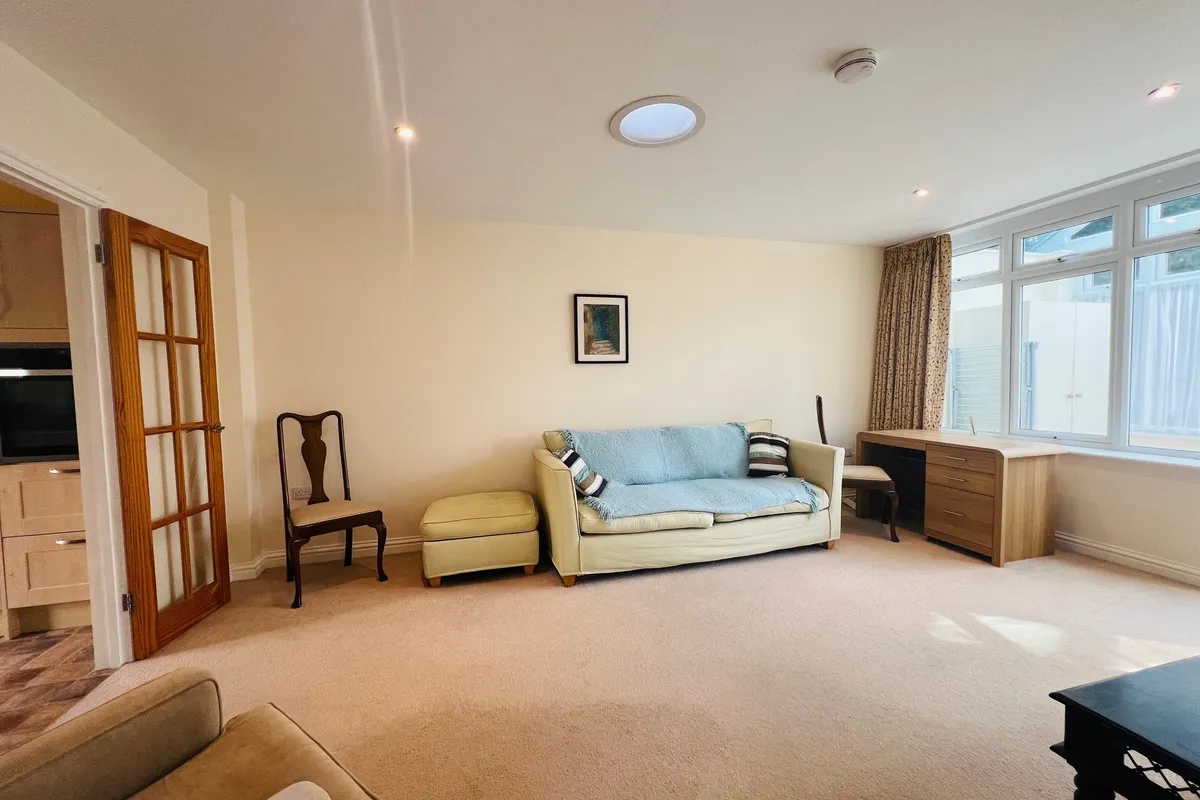 Flat Boyndon Road in Maidenhead