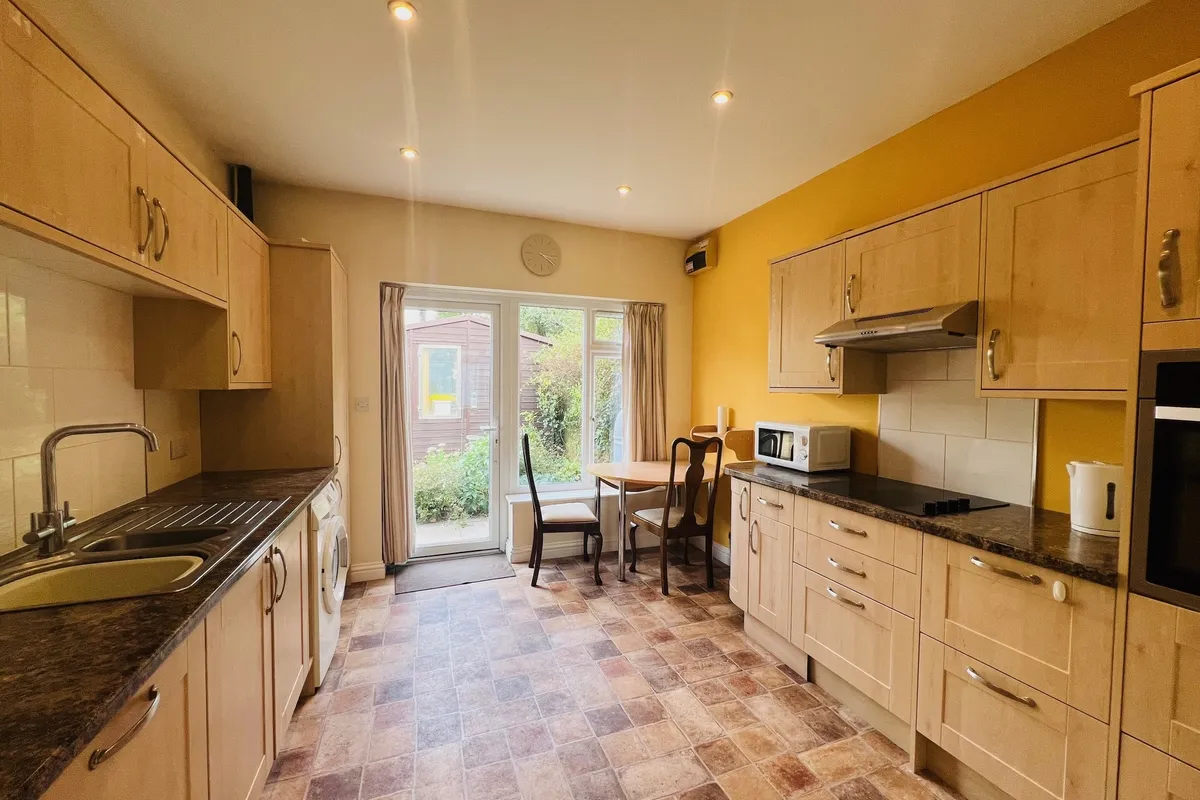 Flat Boyndon Road in Maidenhead
