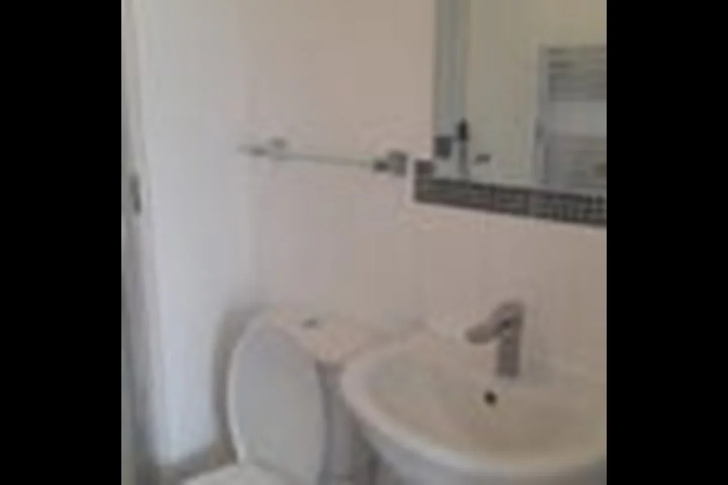 Room London Road in Grays
