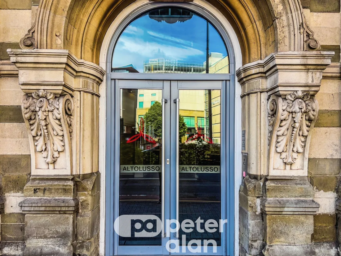Flat Bute Terrace in Cardiff
