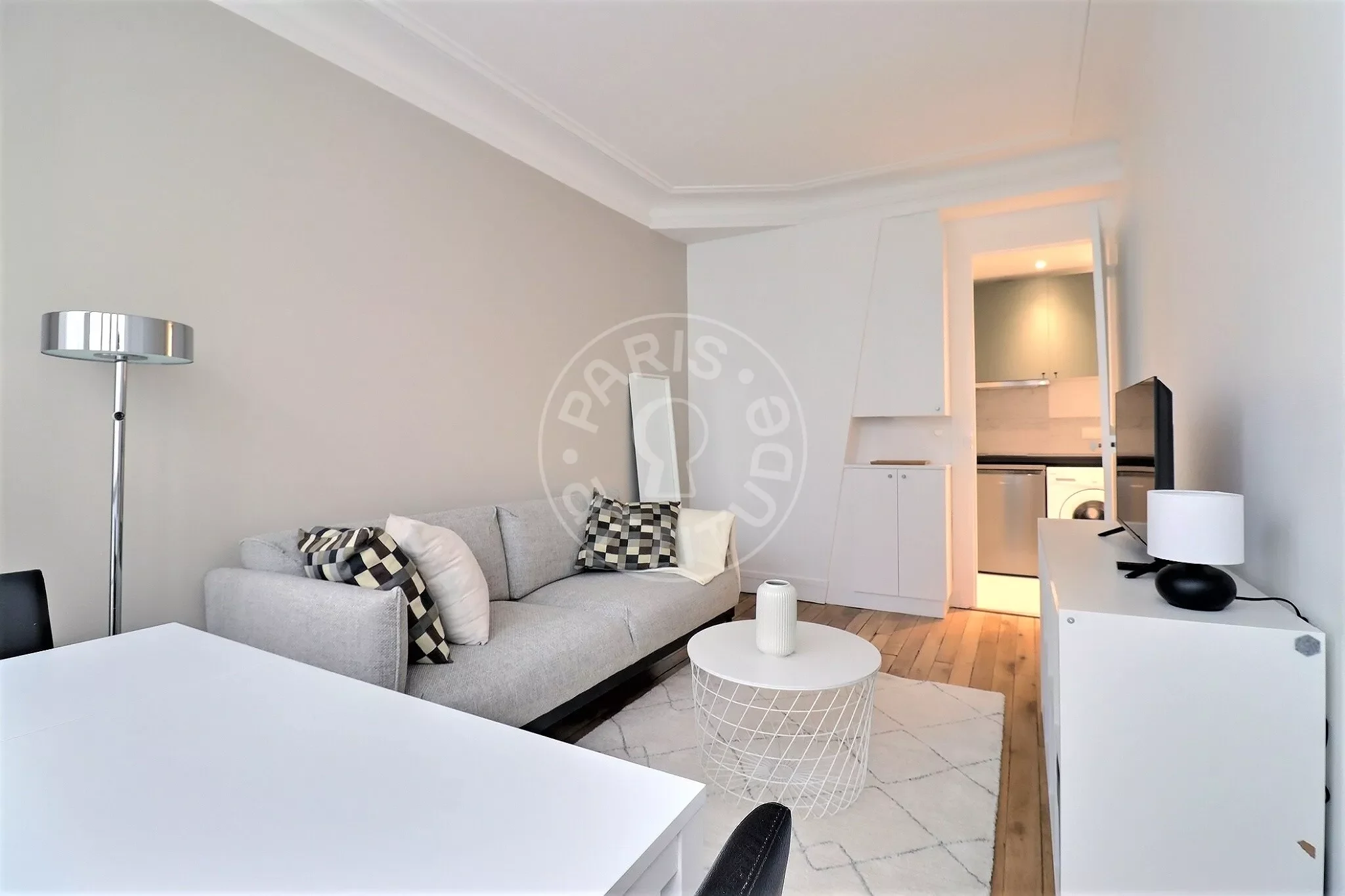 Appartement Rue Chappe à Paris