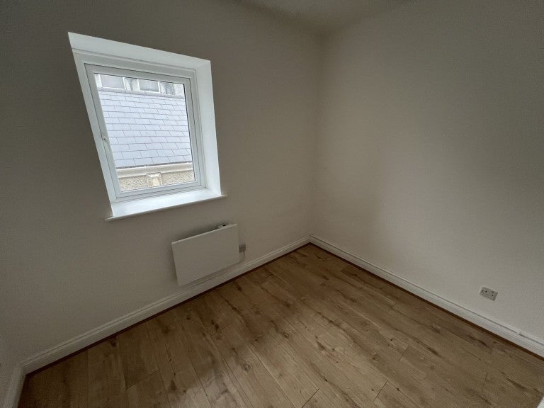 Flat Lammas Street in Carmarthen