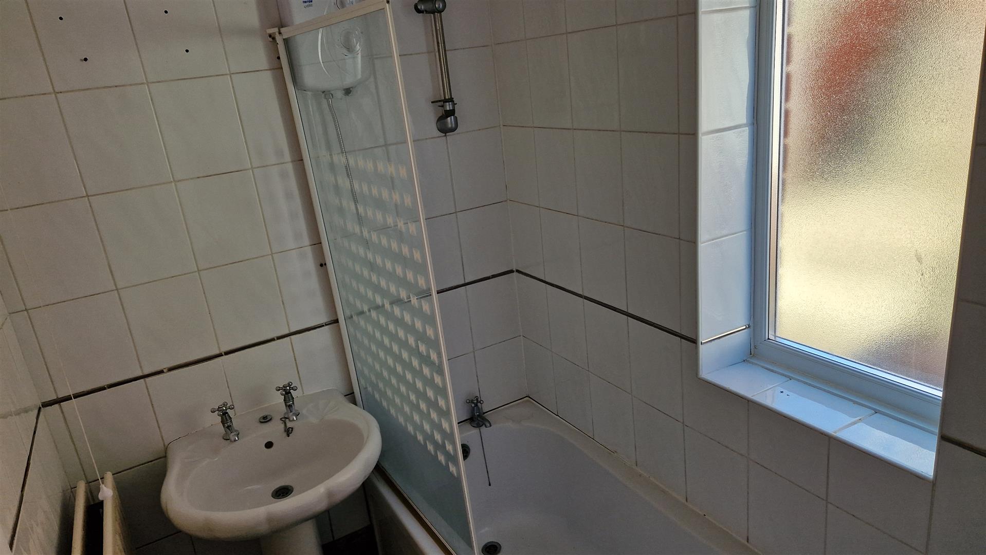 Flat Benfield Road in Newcastle upon Tyne