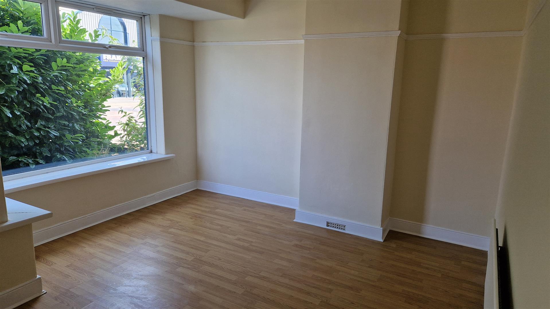 Flat Benfield Road in Newcastle upon Tyne