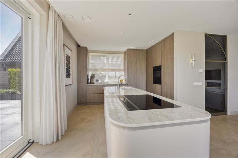 Vrijstaande woning te koop: Shinichiro Tomonagastraat 39, Almere