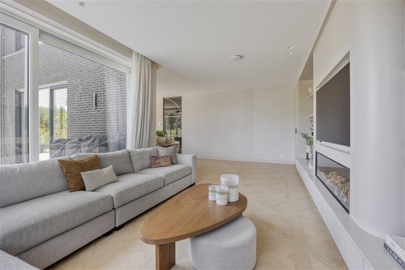 Vrijstaande woning te koop: Shinichiro Tomonagastraat 39, Almere