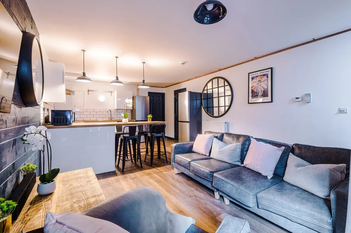 Flat Welford Road in Leicester
