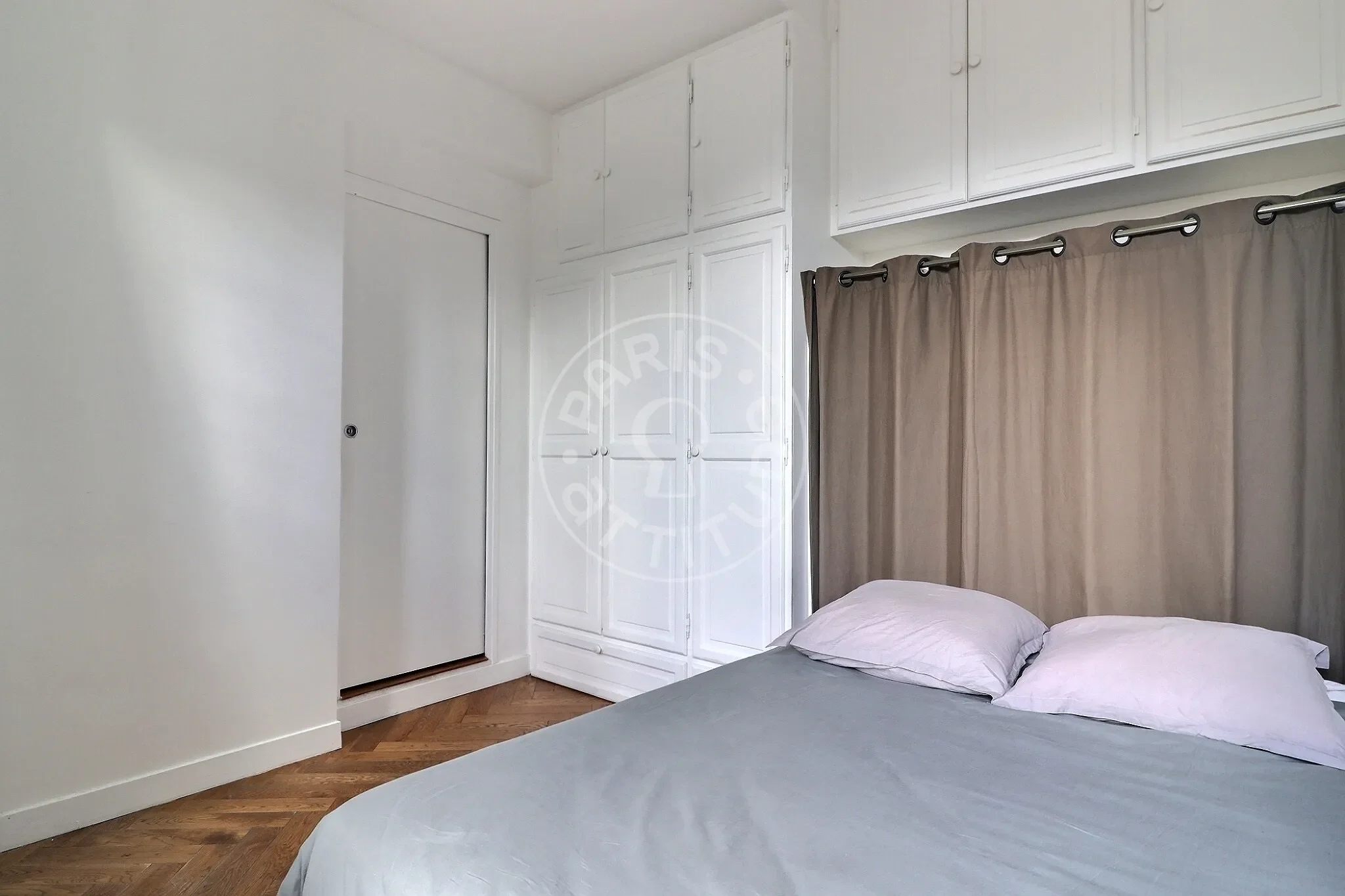 Appartement Rue Copernic à Paris