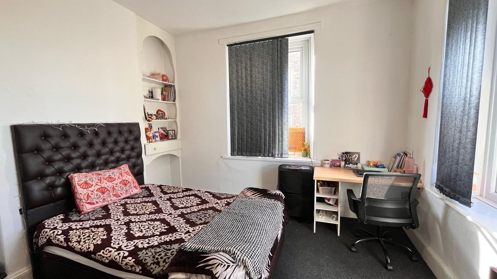 Room South Road in Lancaster