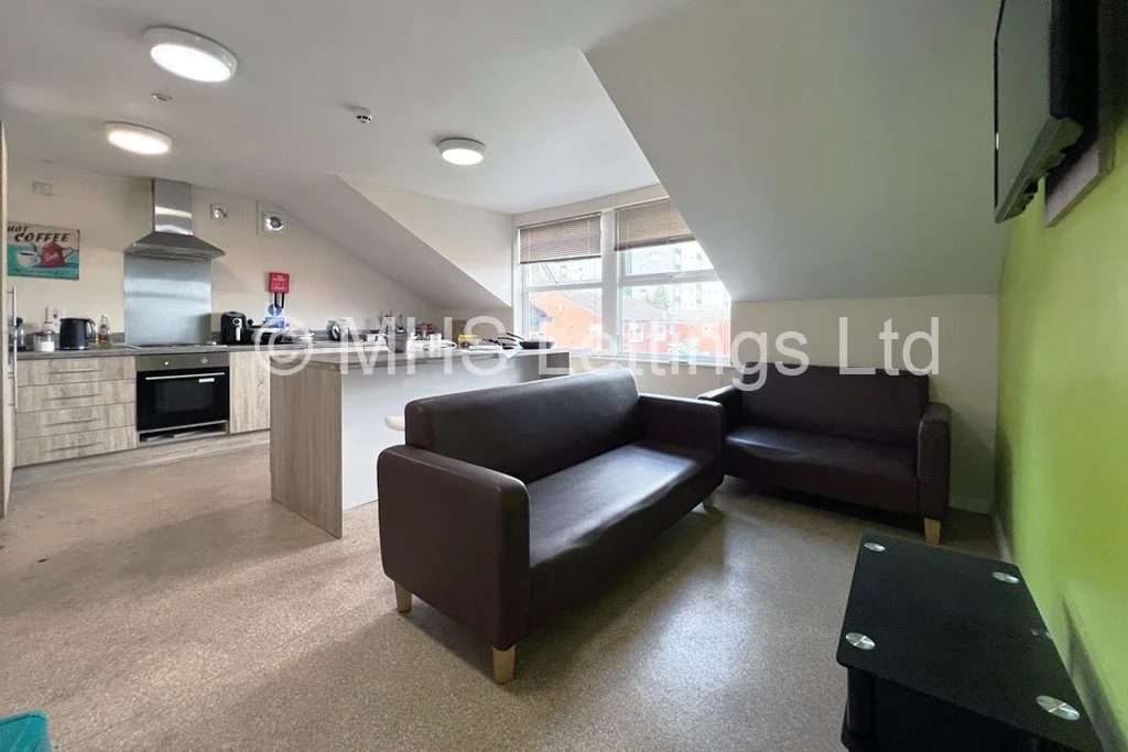 Room Lovell Park Hill in Leeds