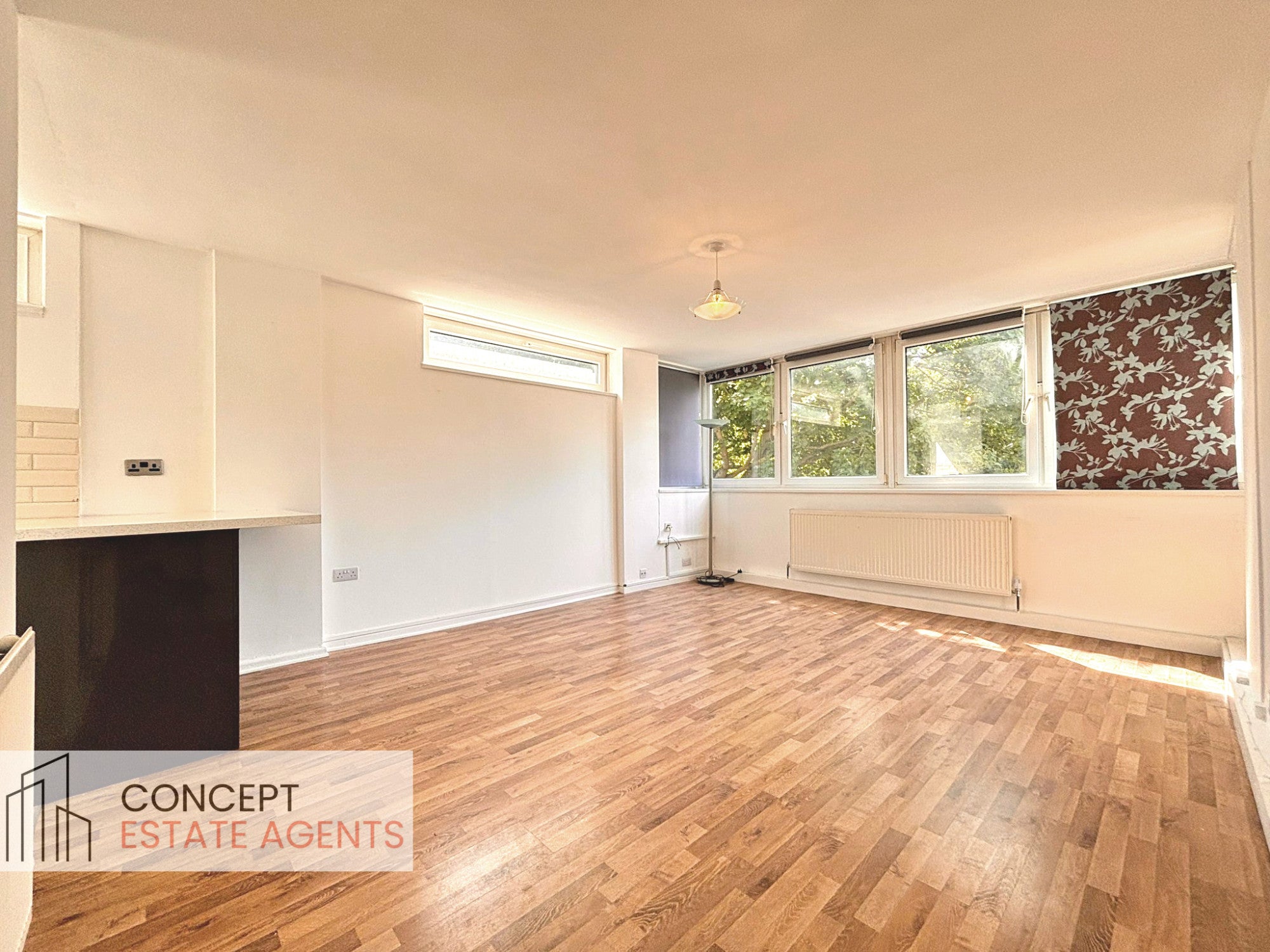 Flat Blackshaw Road in Greater London