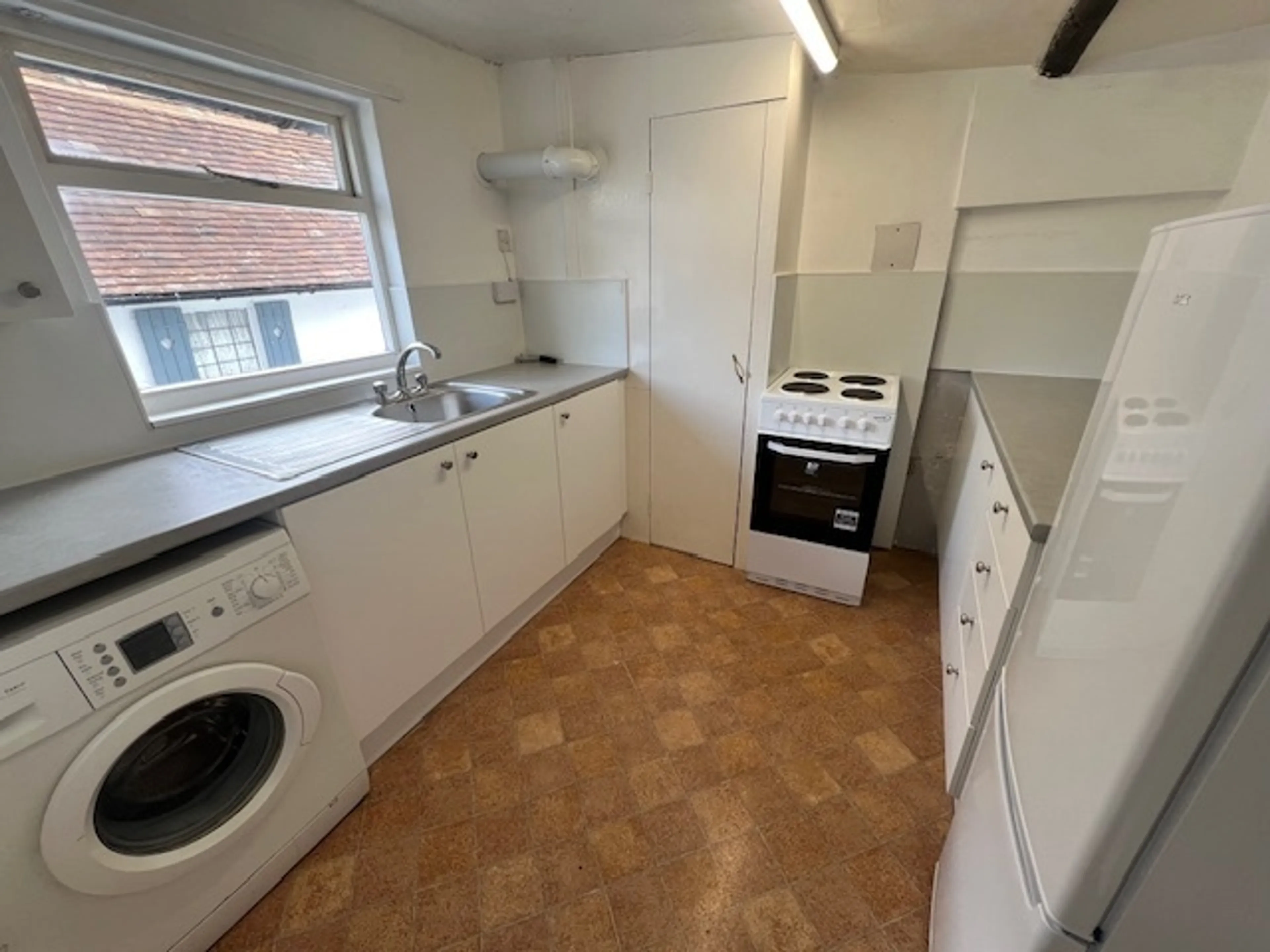 Flat Wincheap in Canterbury
