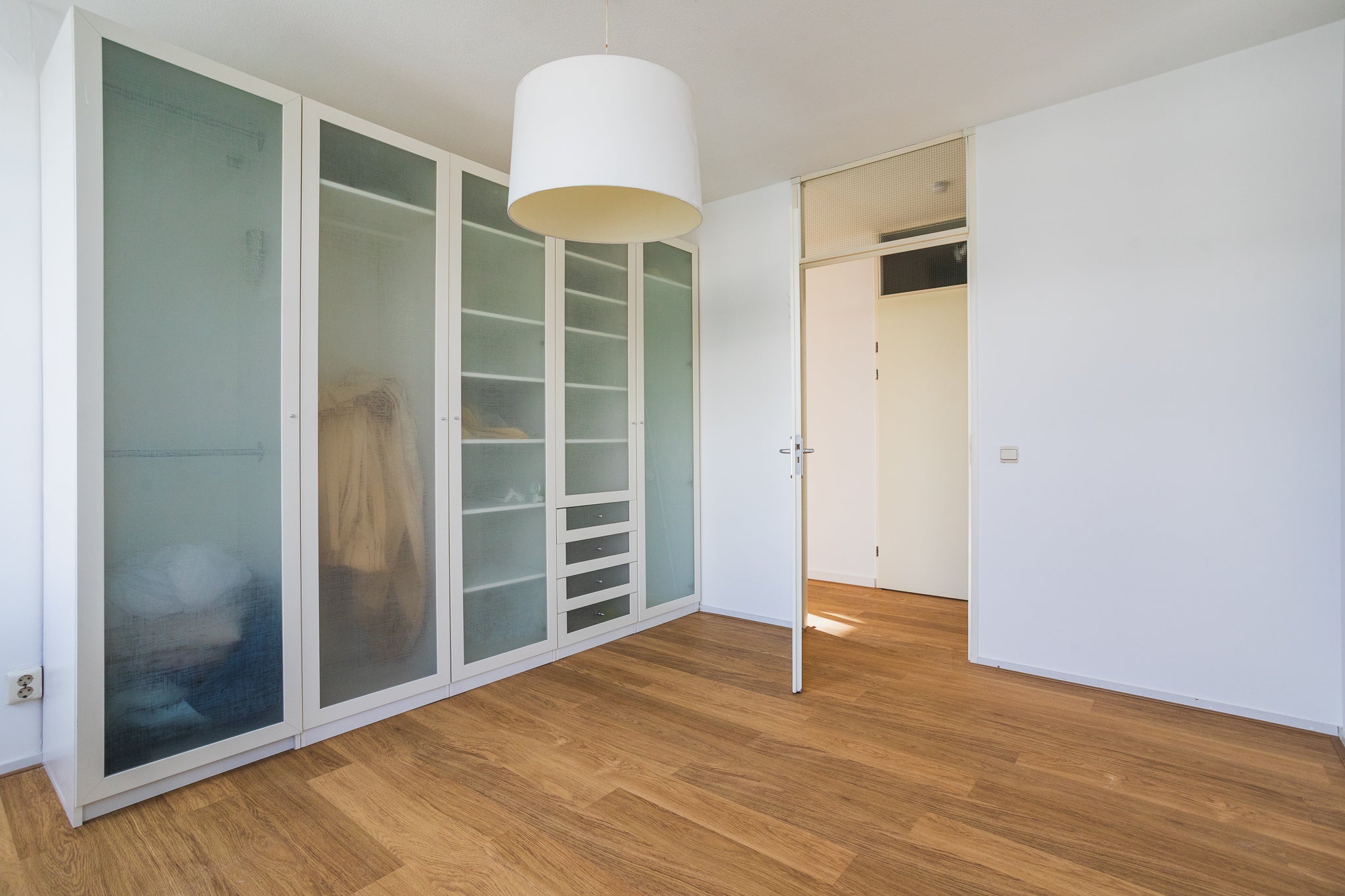 Flat Burgemeester De Monchyplein in Den Haag