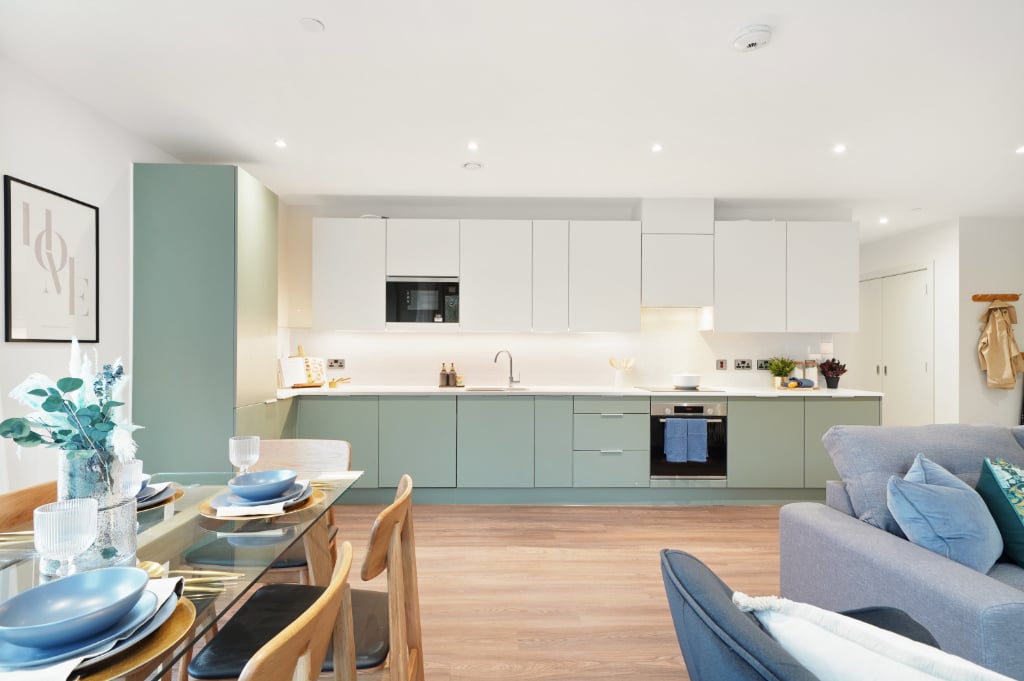 Flat Randalls Way in Mole Valley