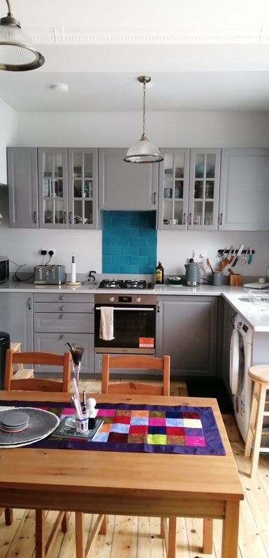 Room Stirling Road in Greater London