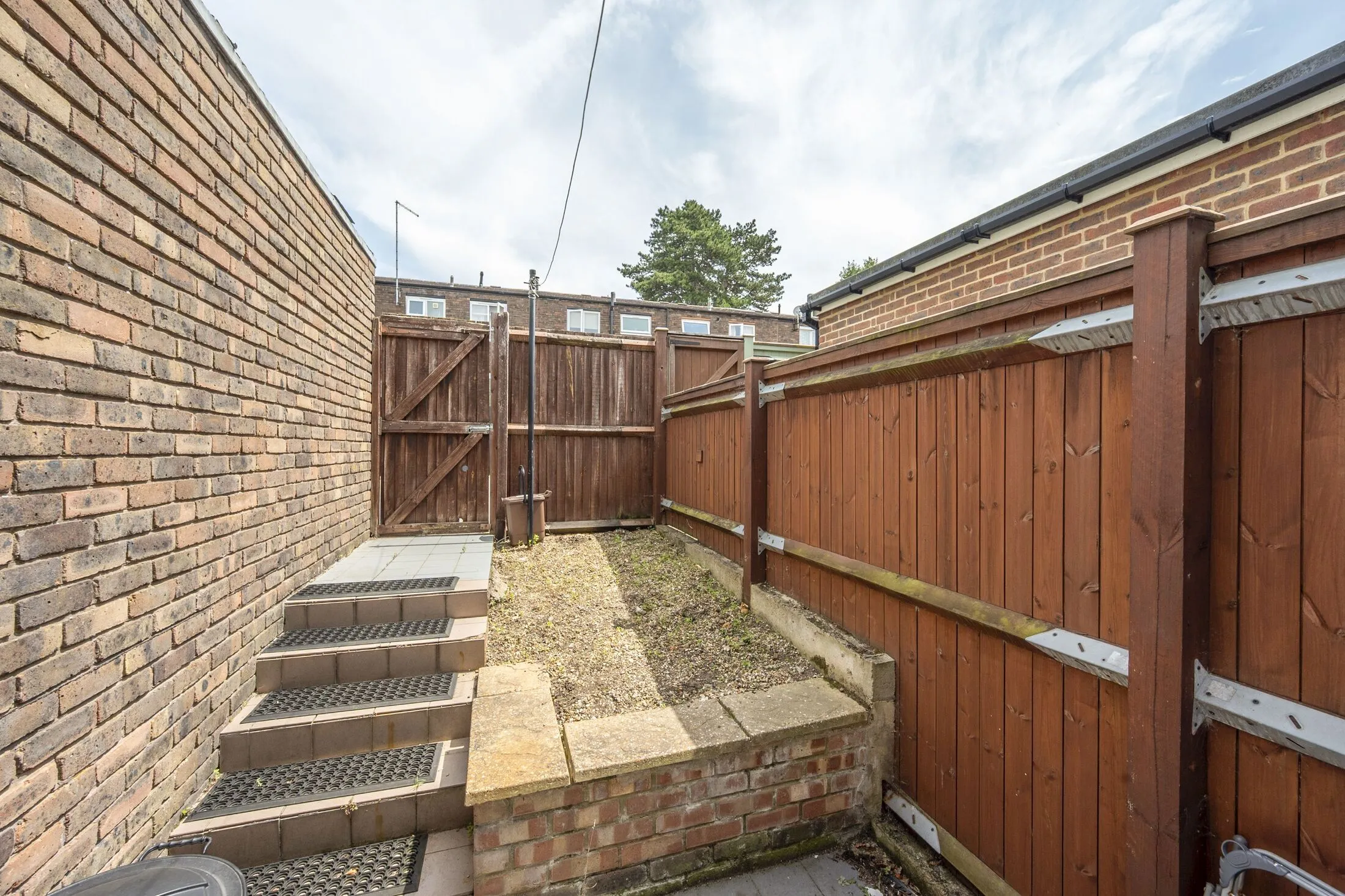 House Arabella Drive in Greater London