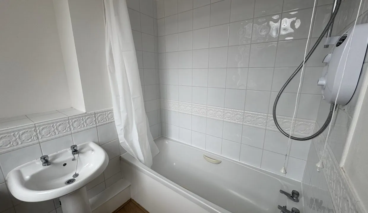Room Stretton Road in Leicester