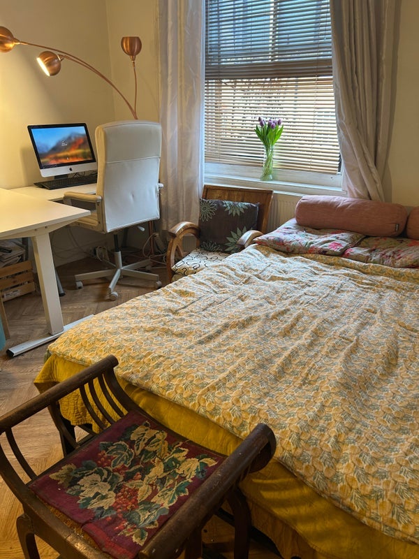 Room Speedy Place in Greater London
