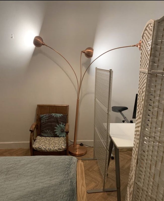 Room Speedy Place in Greater London