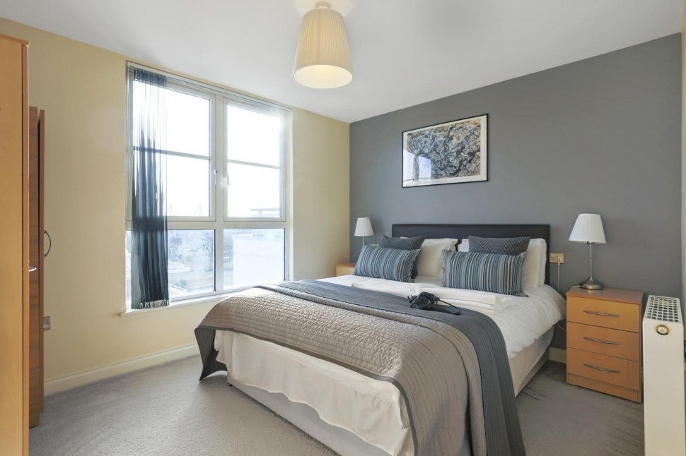 Room Watkin Road in Leicester