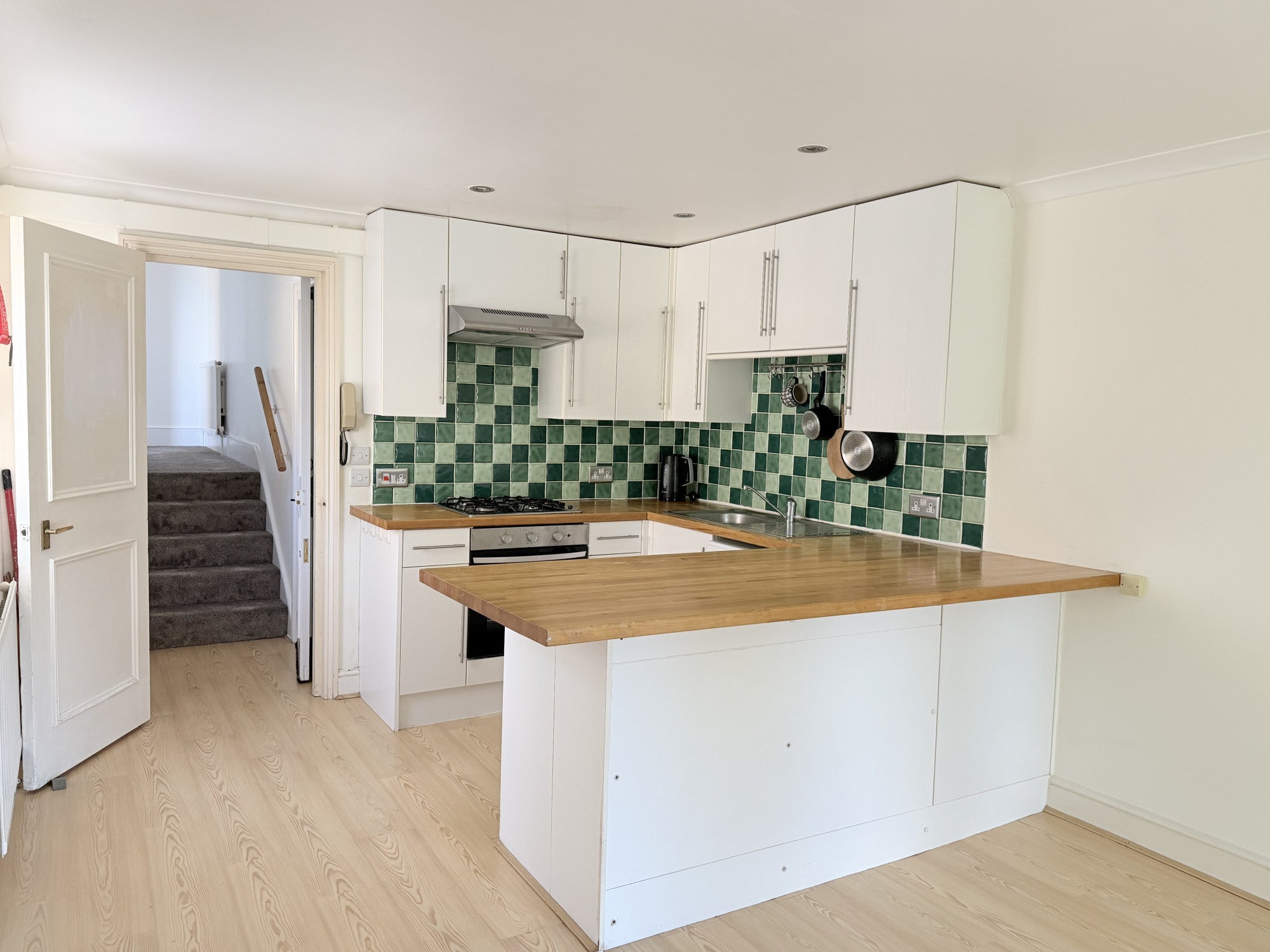 Flat Marler Road in Greater London