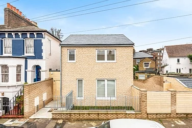 House Brockley Road in Greater London