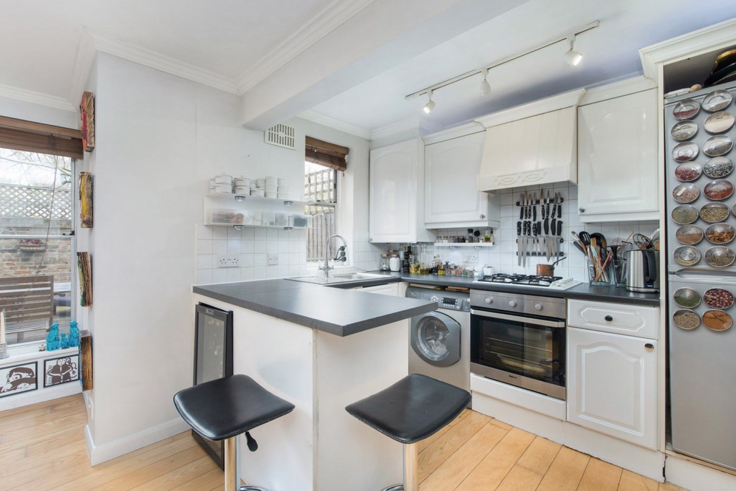 Flat Lots Road in Greater London