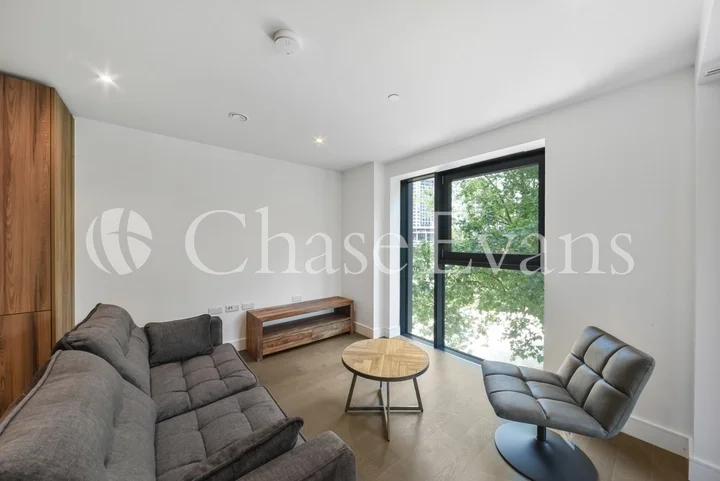 Flat Trafalgar Street in Greater London