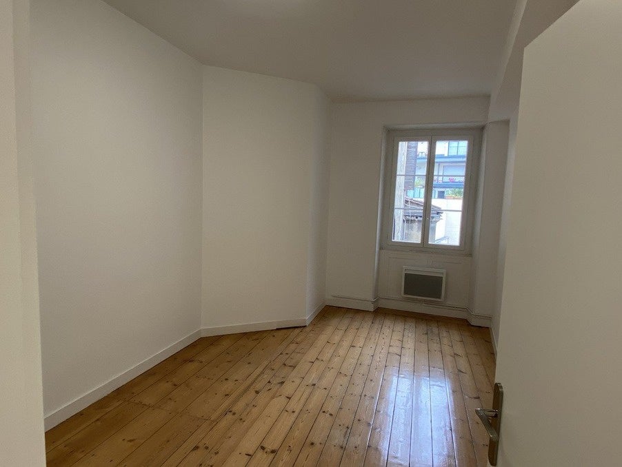 Appartement Cours de l'Intendance à Bordeaux