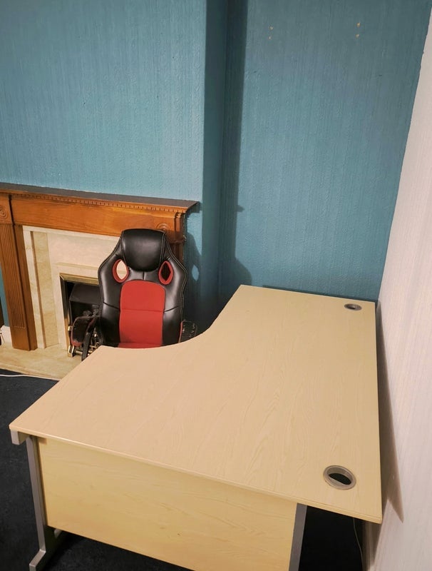 Room Earlsdon Avenue North in Coventry
