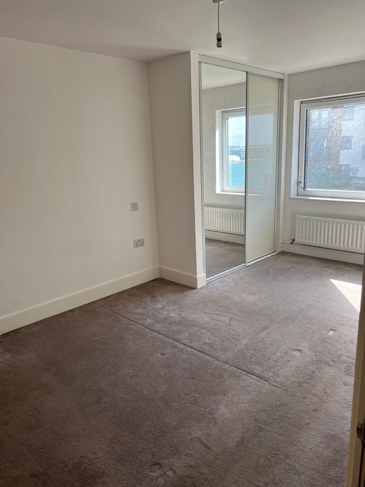 Flat John Thorneycroft Road in Southampton
