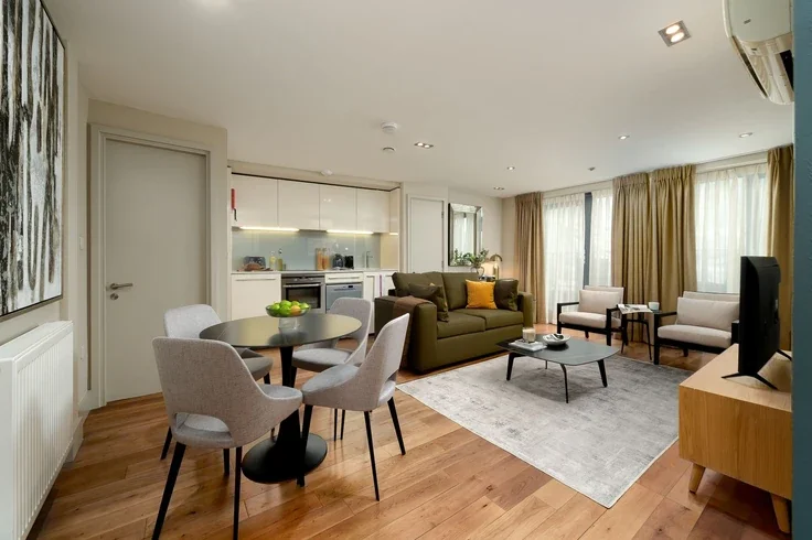 Flat Eastcheap in City of London