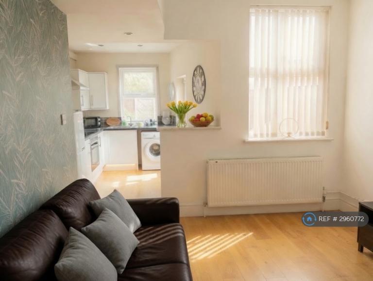 Room Hardy Street in Salford