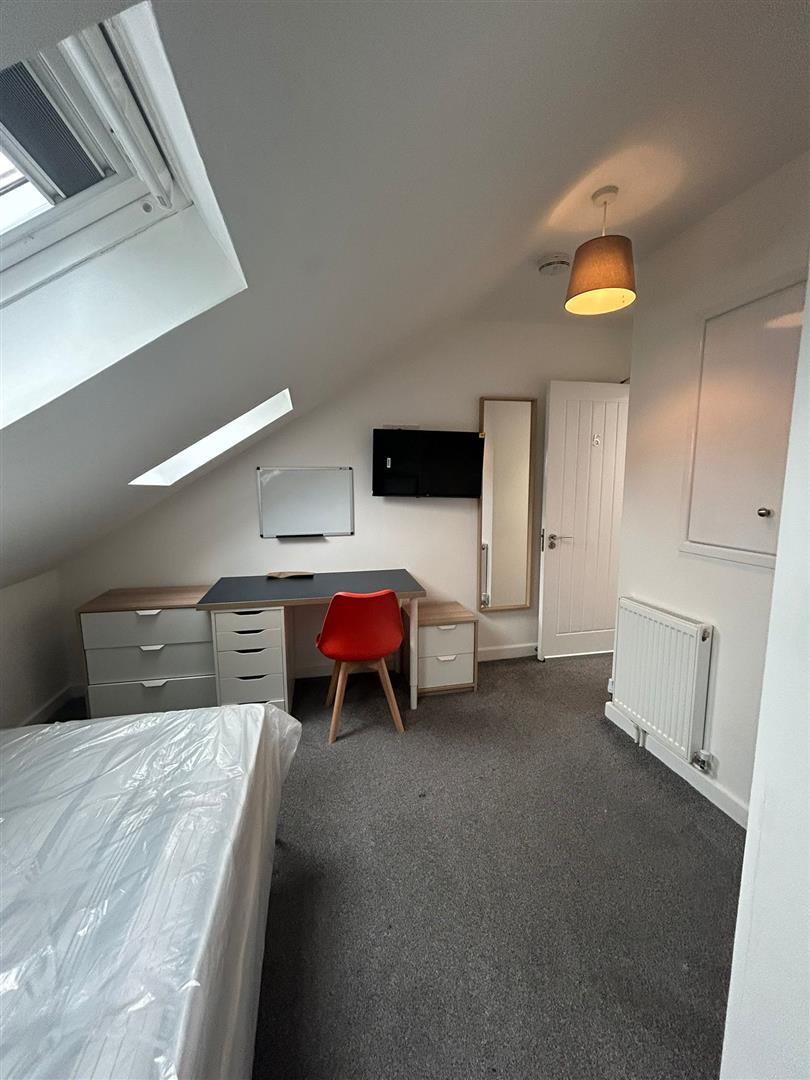 Room Argyll Street in Coventry