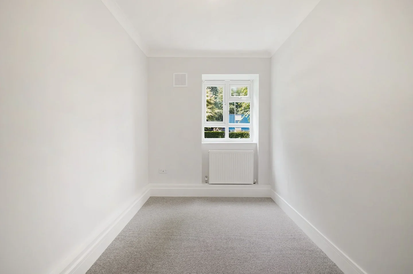 Flat Aldrington Road in Greater London