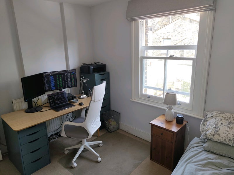 Room Brynmaer Road in Greater London