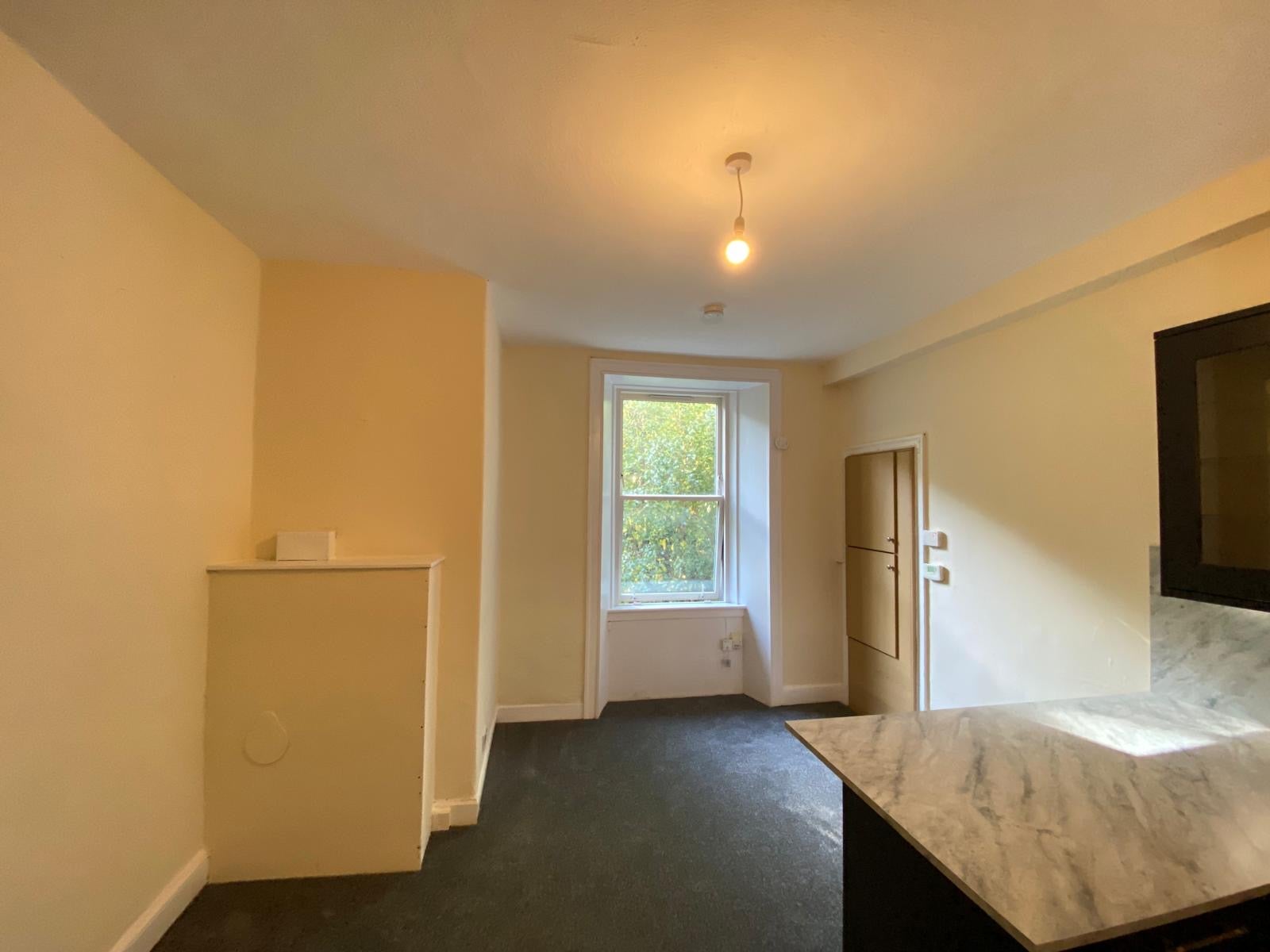 Flat Lower Granton Road in City of Edinburgh