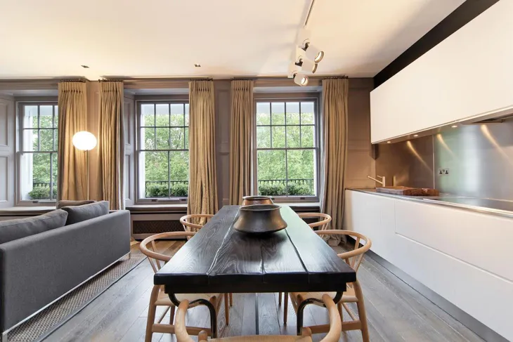 Flat Cadogan Square in Greater London
