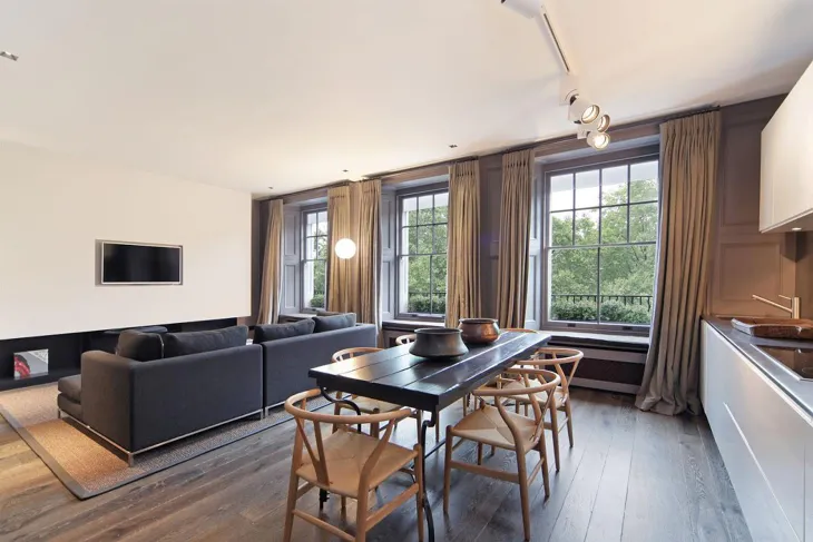 Flat Cadogan Square in Greater London