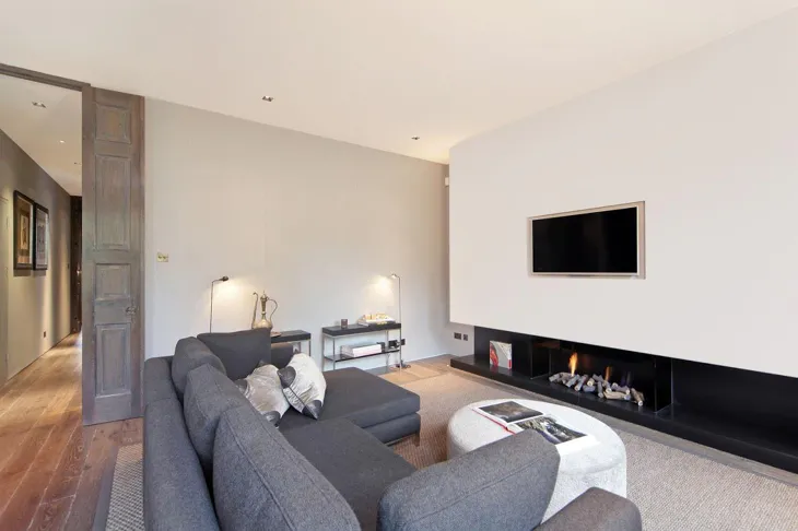 Flat Cadogan Square in Greater London