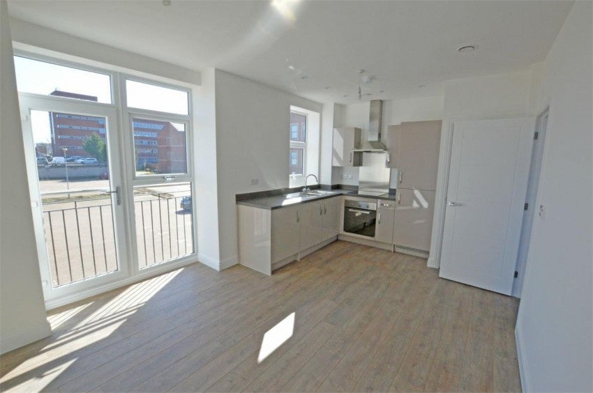 Flat Woodside Park in Rugby