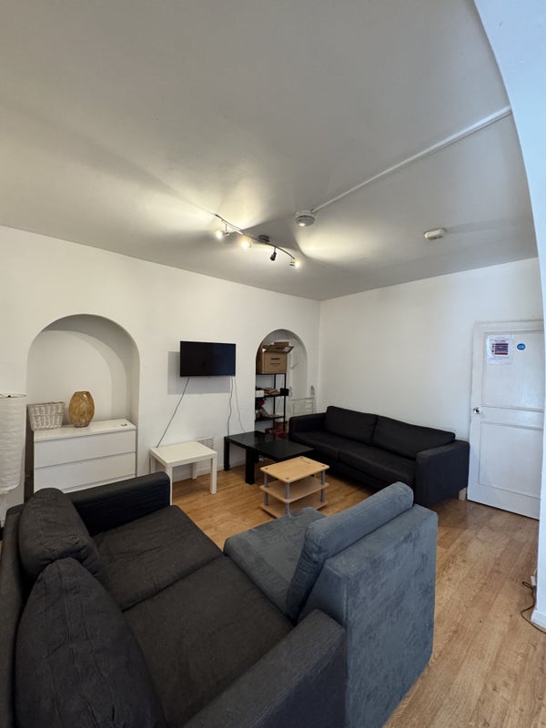 Room Lilac Street in Greater London