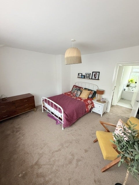 Room Glendon Road in Birmingham