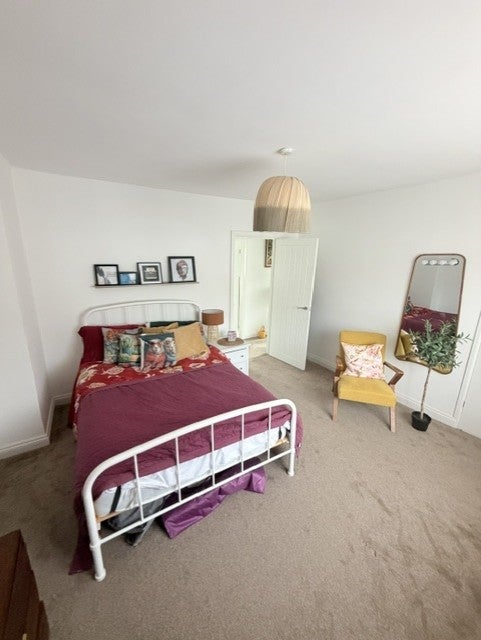 Room Glendon Road in Birmingham