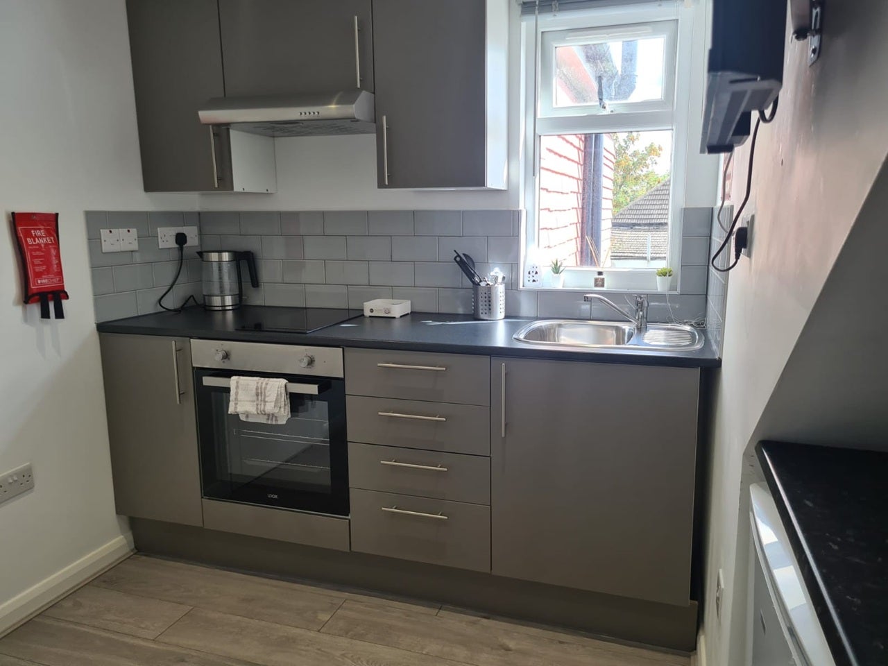 Flat Bushby Avenue in Broxbourne